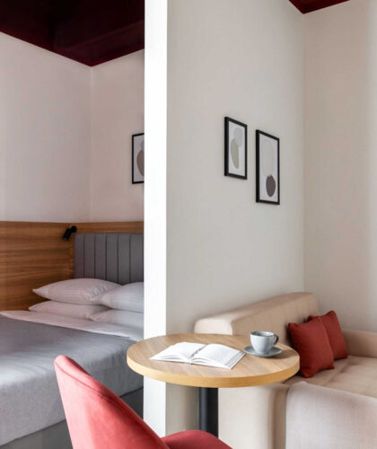 «Полулюкс»