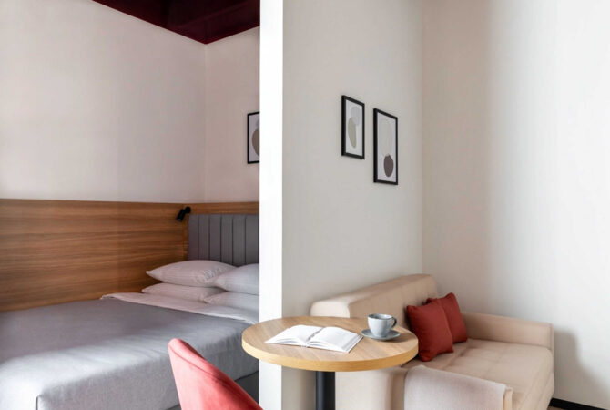 «Полулюкс»