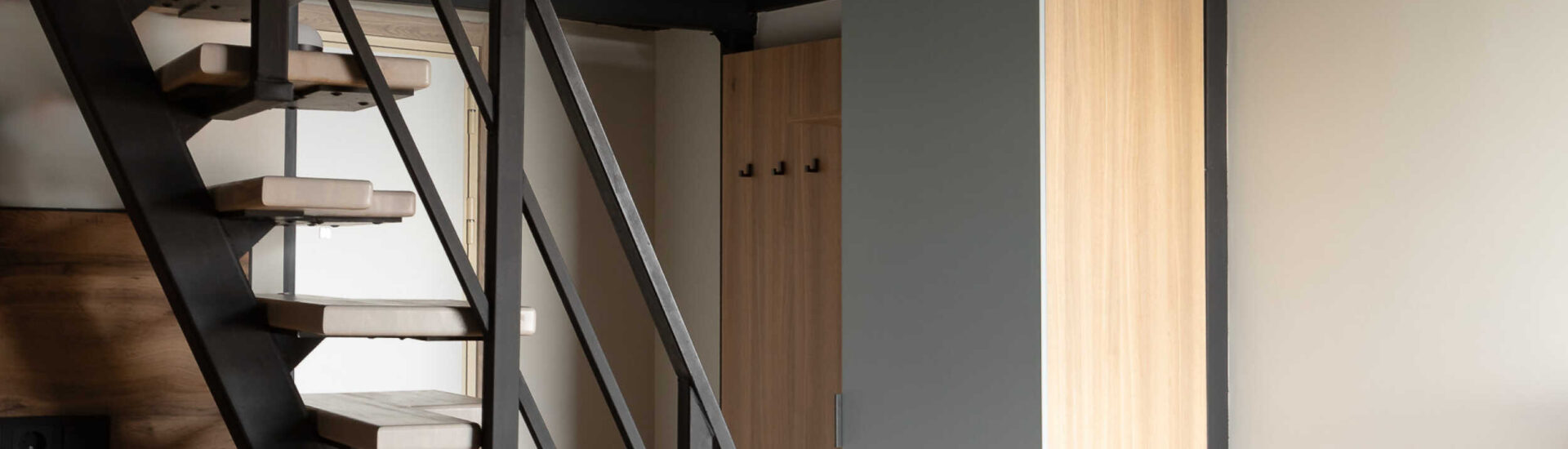 «Two-Level Superior»