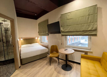 «Стандарт с диваном»