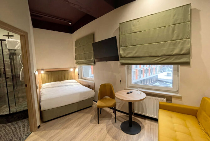 «Стандарт с диваном»